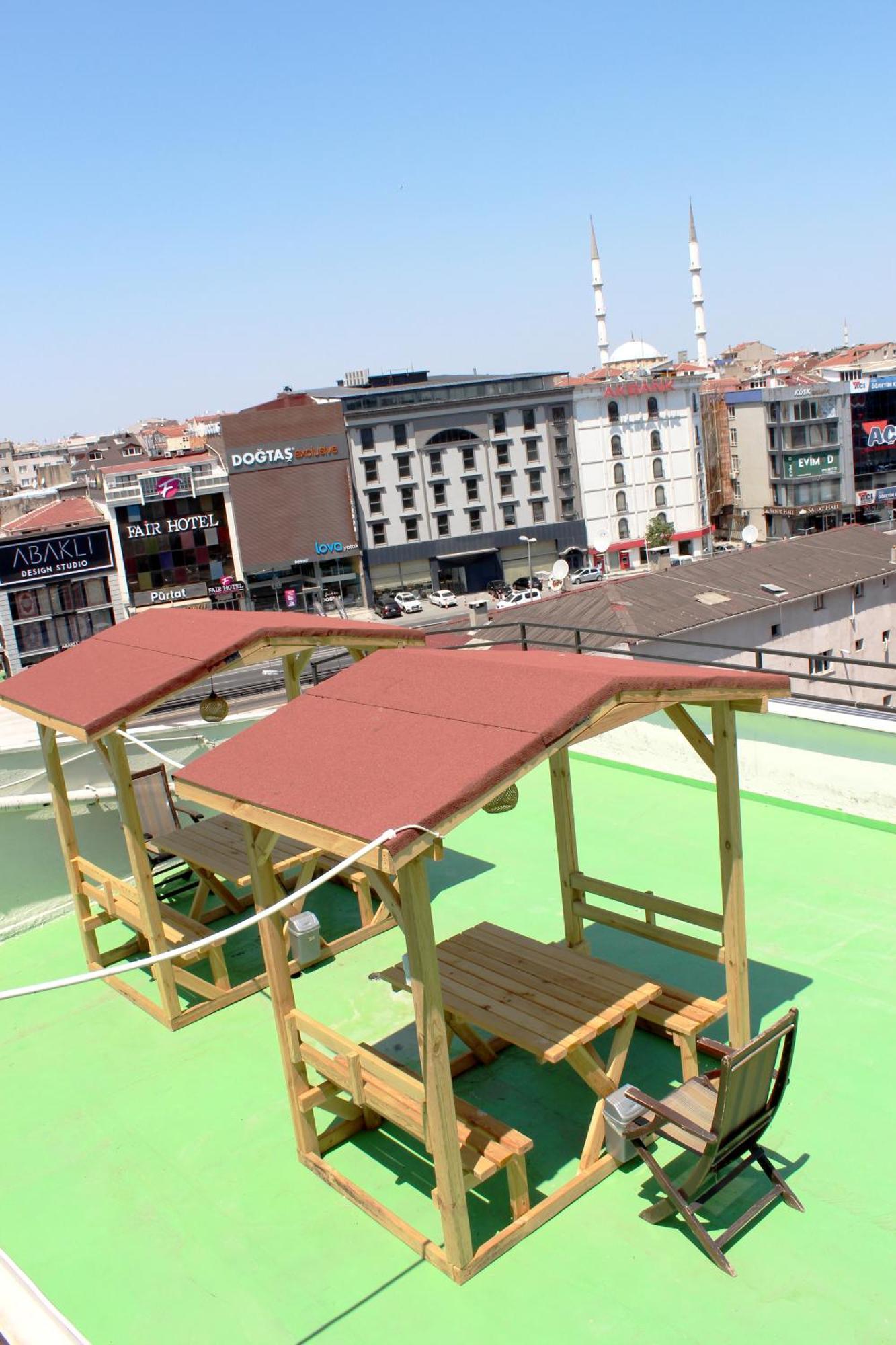 White Crown Apartman Ve Yasam Merkezi Истанбул Екстериор снимка